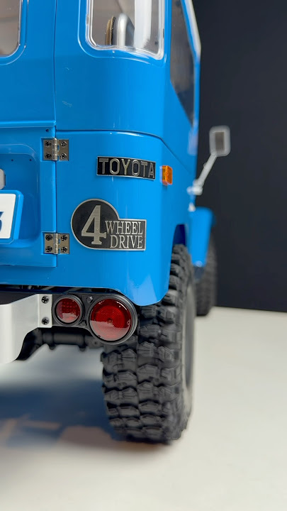 Toyota FJ40 RC — first drive! #rc #car #offroad #4x4 #rccar #fms #first #drive