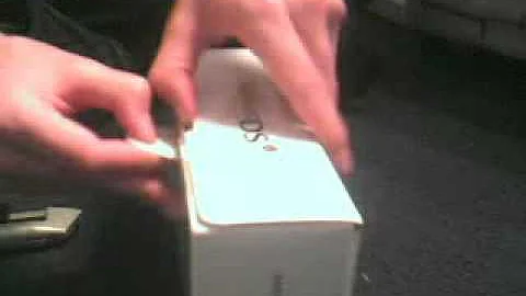 GameGuruDSi's - nintendo DSi unboxing (white)