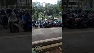 parkir motor di GBK