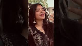 Sara duniya yahin per tickle ba