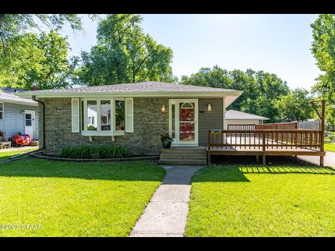 1115 9th St S, Grand Forks, ND home video tour