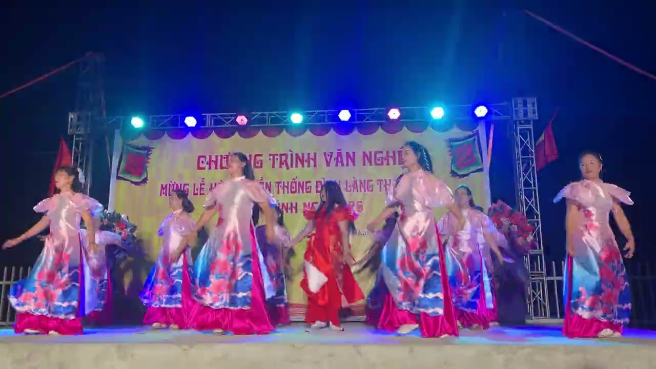 Phố Xuân - chreo buy Lưu Hải