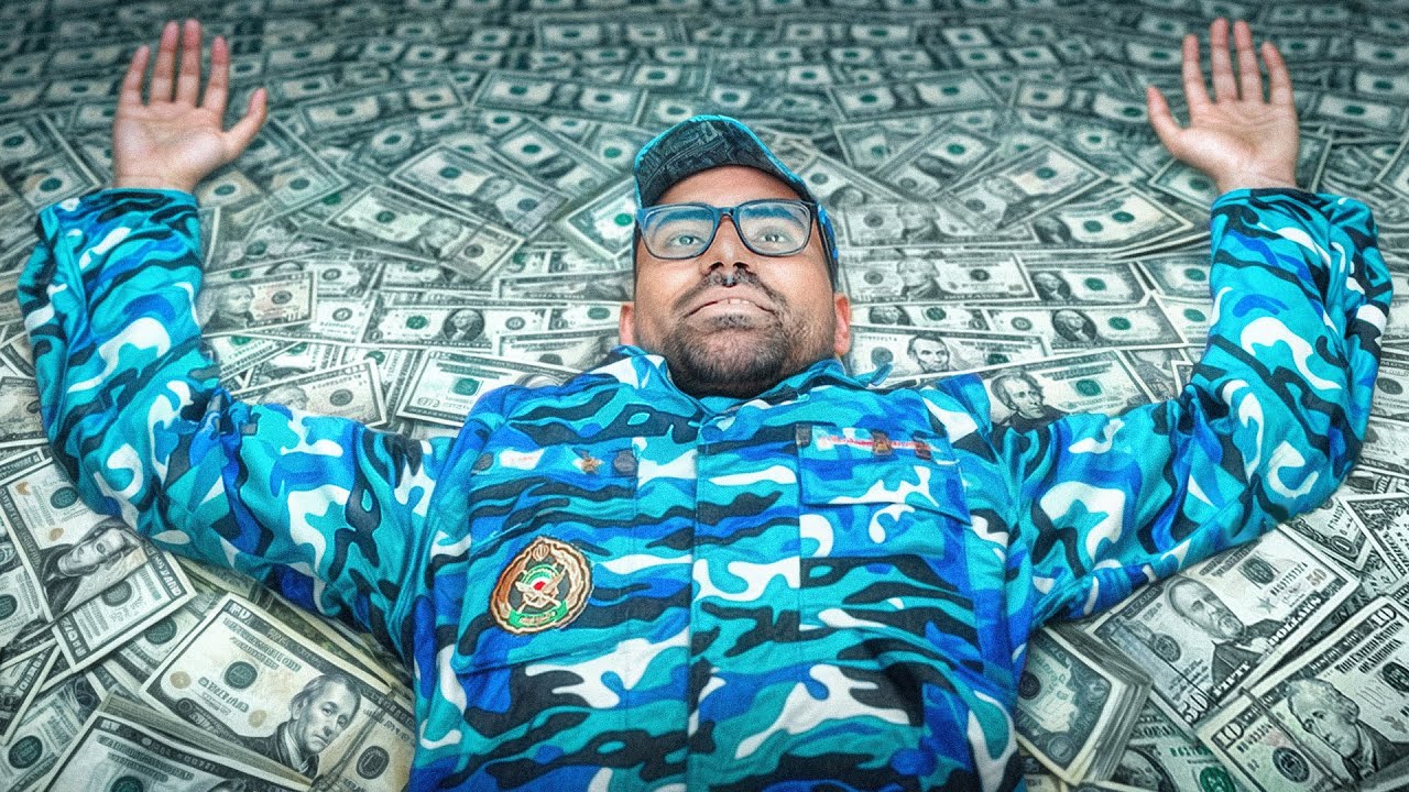 با لباس سربازی میتونم تخفیف بگیرم؟ 😳
