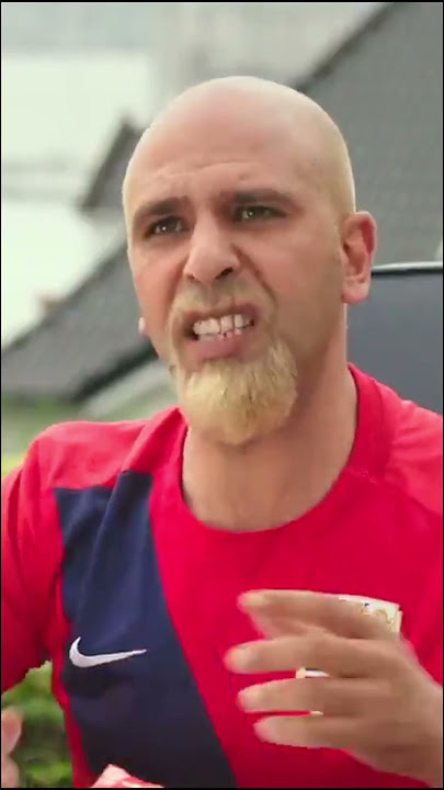 In Norvegese eh! | Quo vado? - Checco Zalone