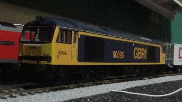 Hornby R30025 | Class 60 Diesel Locomotive | GBRF 60095 | OO Gauge | Co-Co | Model Train Review | HD
