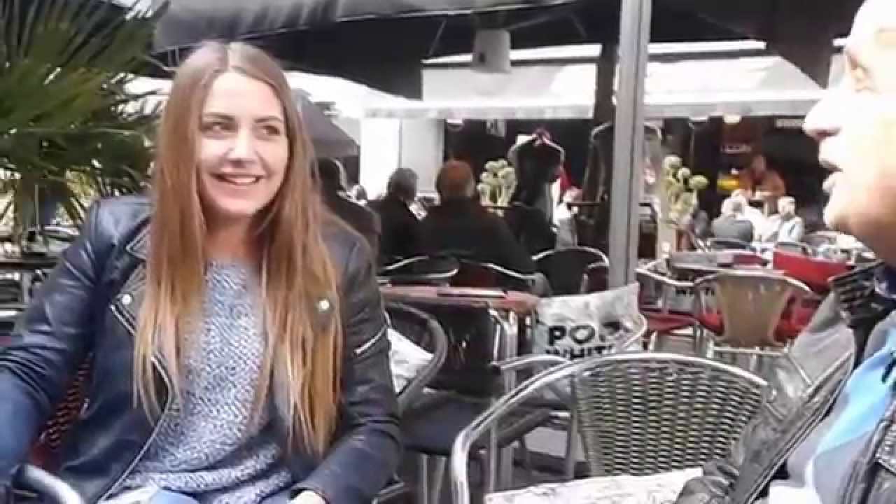 LUC JOHN'S ET CRYSTALE : HYPNOSE dans la rue, les places publiques, les bars