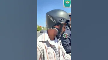كارل ماركس إذا أمطرت السماء حرية فإن بعض العبيد سيحتمون بالمظلات 