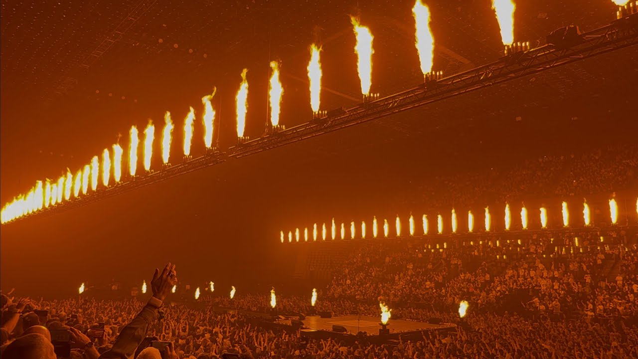 Indochine - L’aventurier (Live Arena Tour at Accor Arena, Paris 27/02/2026)