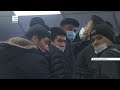 В Красноярске сотни иностранцев выстроились в огромную очередь за разрешением на работу