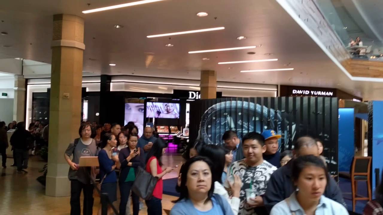 8Asians: Grand Opening of Din Tai Fung at Valley Fair Mall in
