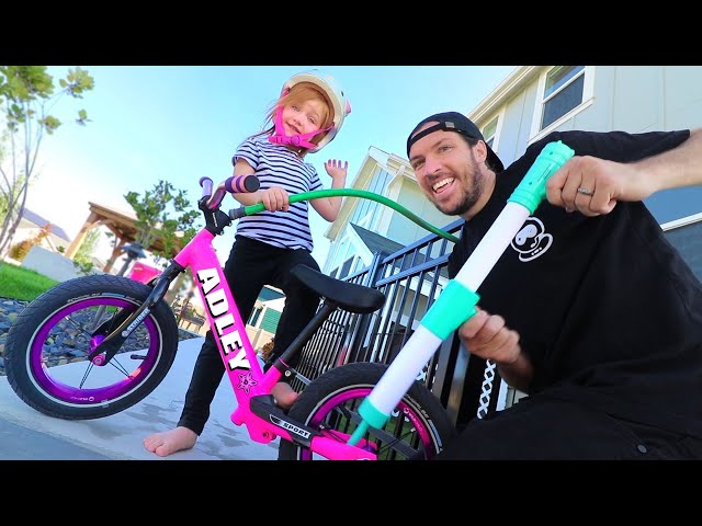 HOW TO FIX A BIKE!! Pretend Play with Dad in our Backyard Gas Station! class=
