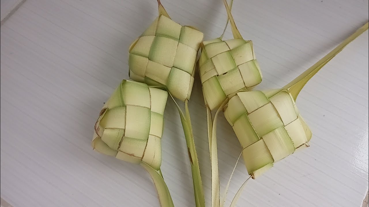 CARA MUDAH MEMBUAT KETUPAT, 