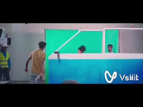 አስገራሚ አጭ ዘፈን