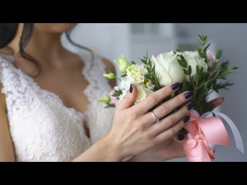 Video: What Can Replace Throwing A Bouquet At A Wedding