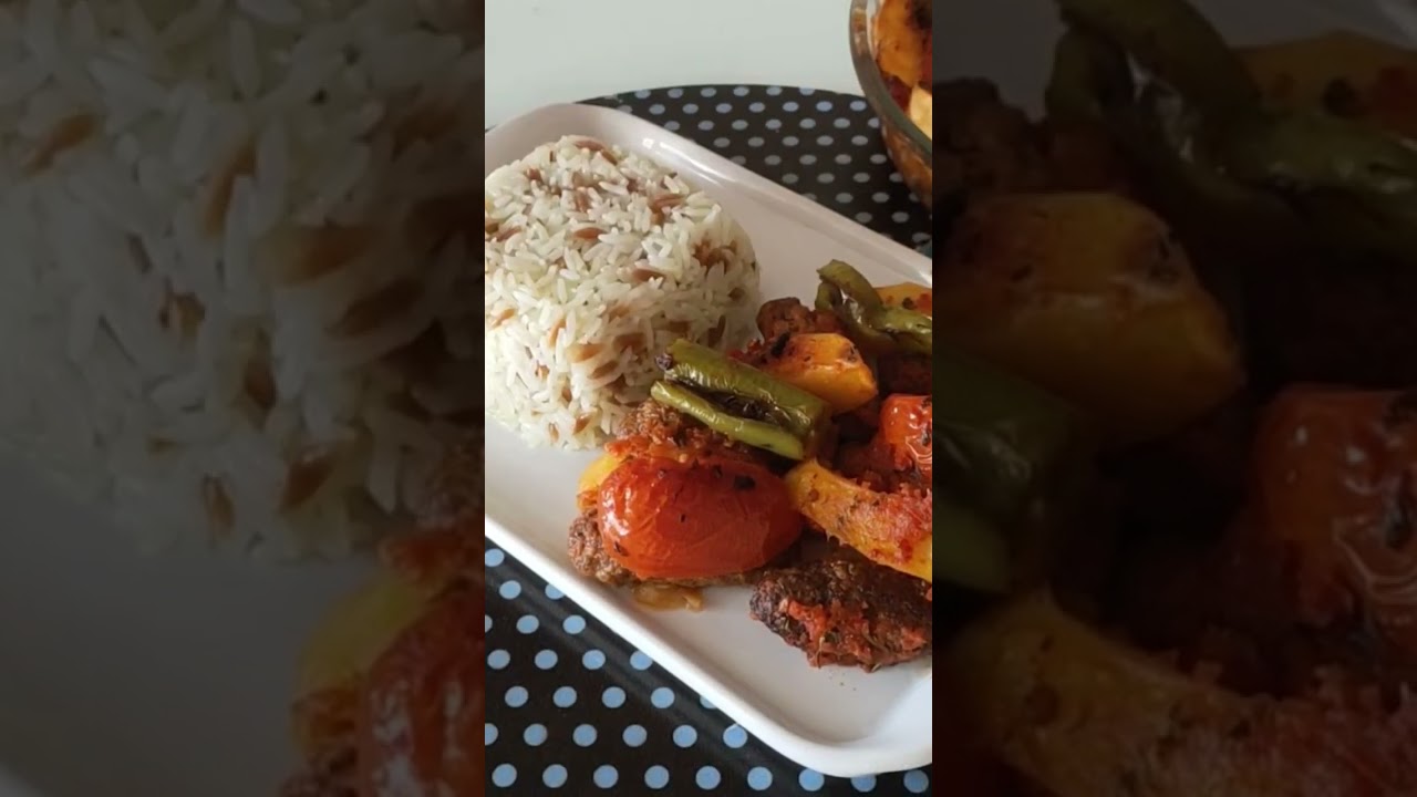 İzmir Köfte #iftarrecipe #yemektarifi #shortsvideo İzmir Köfte #iftarrecipe #yemektarifi #shortsvideo
