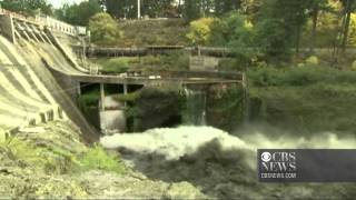 Wash. dam implosion on tape