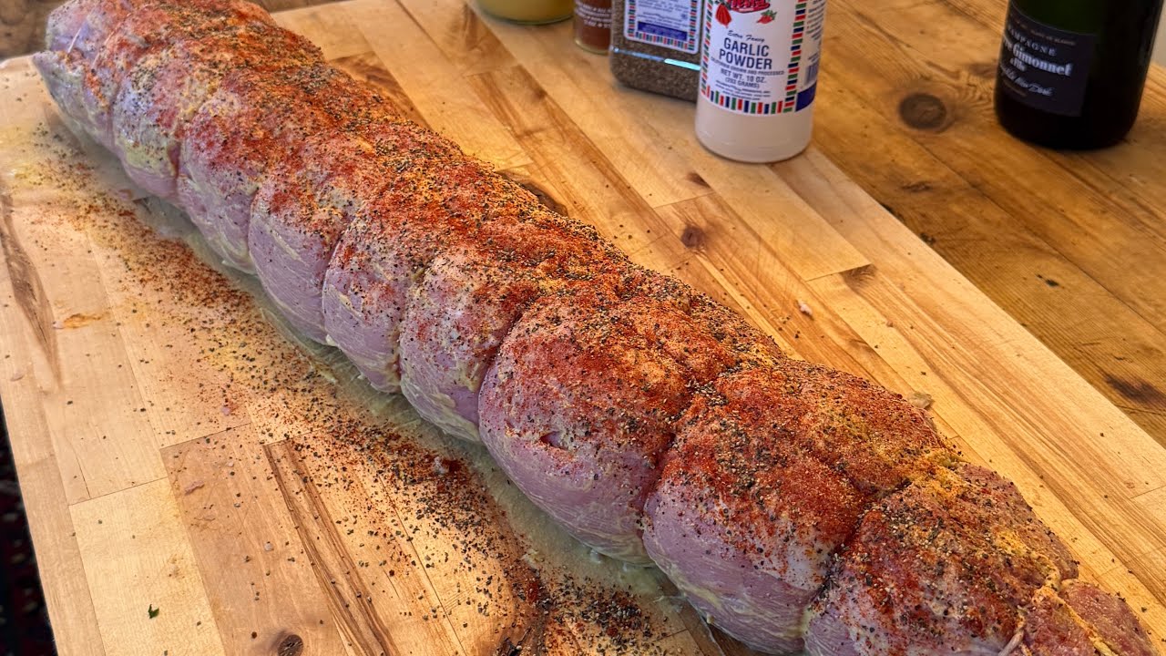 Свиная вырезка, фаршированная колбасой буден, от NuNu — в техасском стиле 😋😋