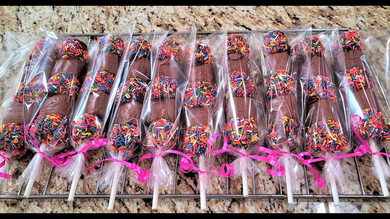 Brochetas De Chocolate Y Bombón Combinado