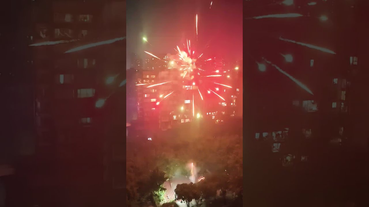 blackpink musiccrab crab deliciious train metro playground blackpink musiccrab crab deliciious train metro playground