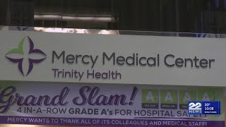 Mercy Medical Center holds tree lighting ceremony in honor of those who have been touched by cancer