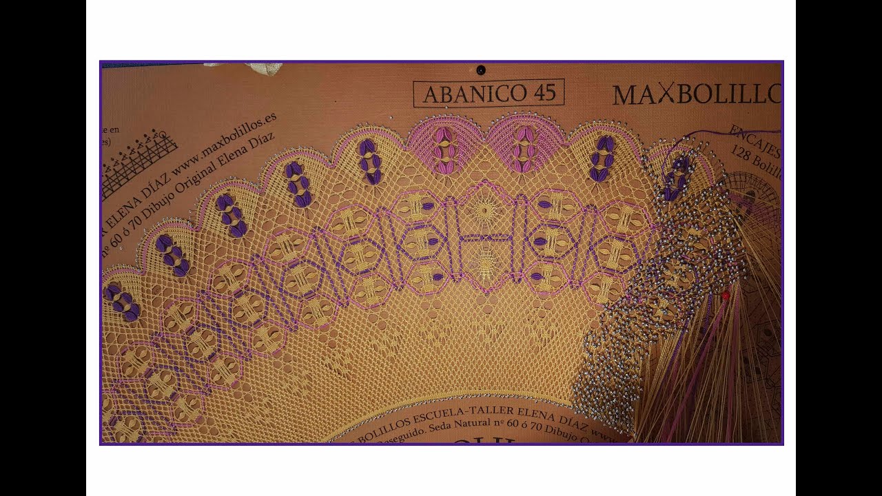 Encaje de bolillos. Comienzo  Abanico 45