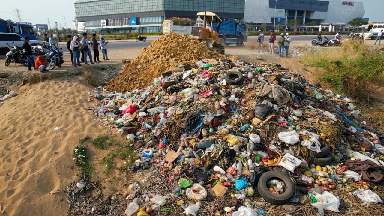 Omg Be Careful Action!! Fill Up HighLand By Skills D31p Dozer Clear, Pushing Soil & Dump Truck 5Ton