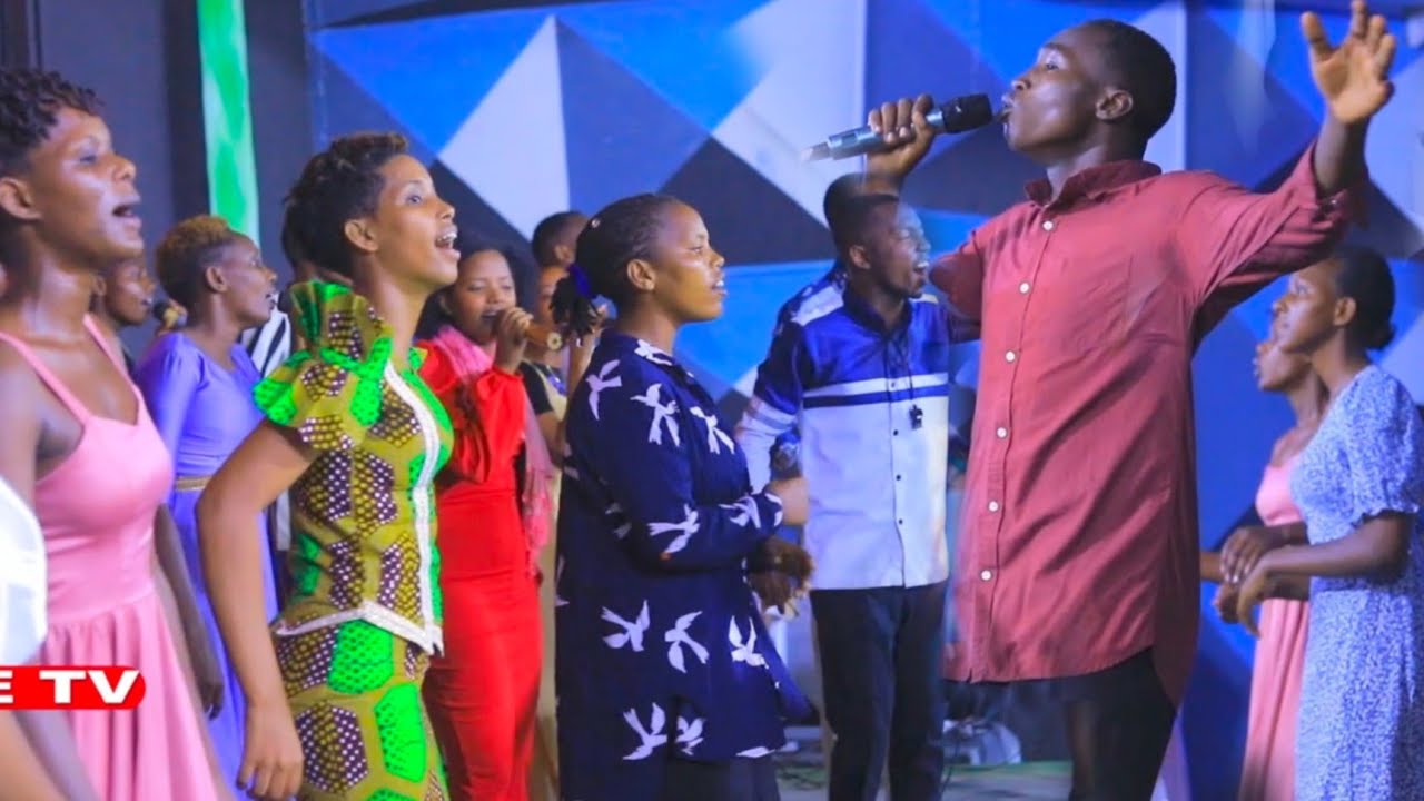 TURATARAMYE KANDI MANAWEEE MURI CORNERSTONE BUJUMBURA 🇧🇮 BATABAYE ABANTU BAFITE IMITWARO ITANDUKANYE