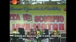 Suci Dalam Debu Eny Sagita