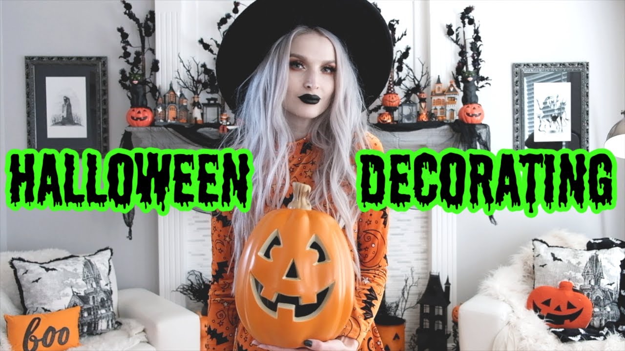 Decorating for Halloween!! Living Room + Mantle!