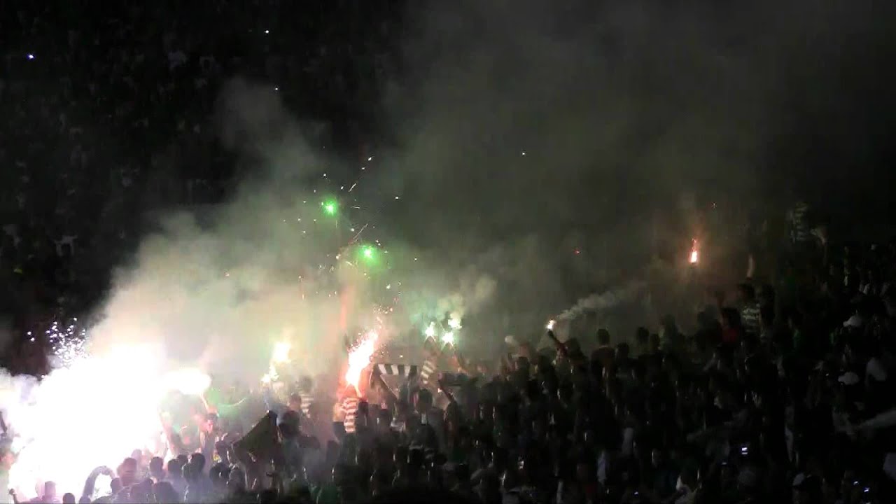 Raja vs Athlétic Bilbao 3 - 1 du 17-07-2012, Craquage Ultras Eagles ...