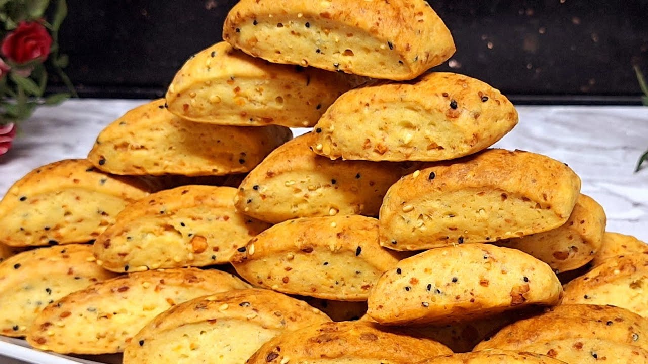 قراقيش بالجبنة الرومى❗️ هشة و خفيفة مقرمشة و طعمها تحفة❗️ بطريقة سهلة وسريعة و مكونات مظبوطة جدآ