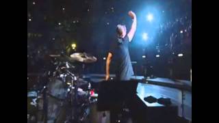 Larry Mullen Jr. (Drum Solo)