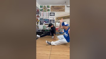 Double 3-Step Tutorial 📚📚 #breakdance #footwork #dance #bboy #dancers #dancetutorial #tutorial
