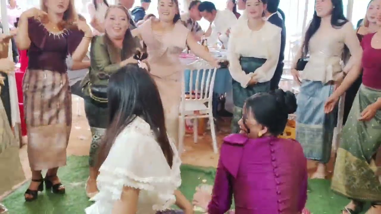 Sawv daws ma tshaj nyav kawg li