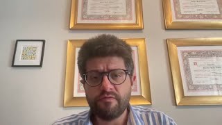 Early intensive MS treatment versus escalation approach: a comprehensive study