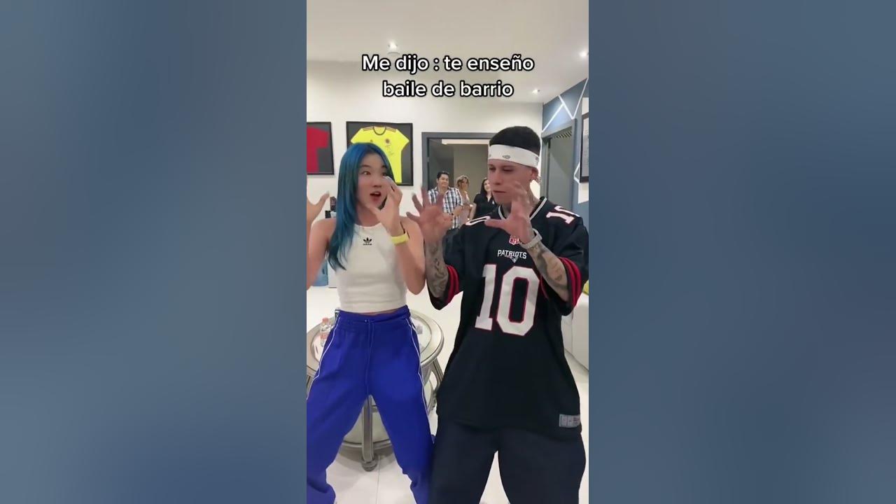 "Santa Fe Klan bailando con Chingo Amiga" 😎