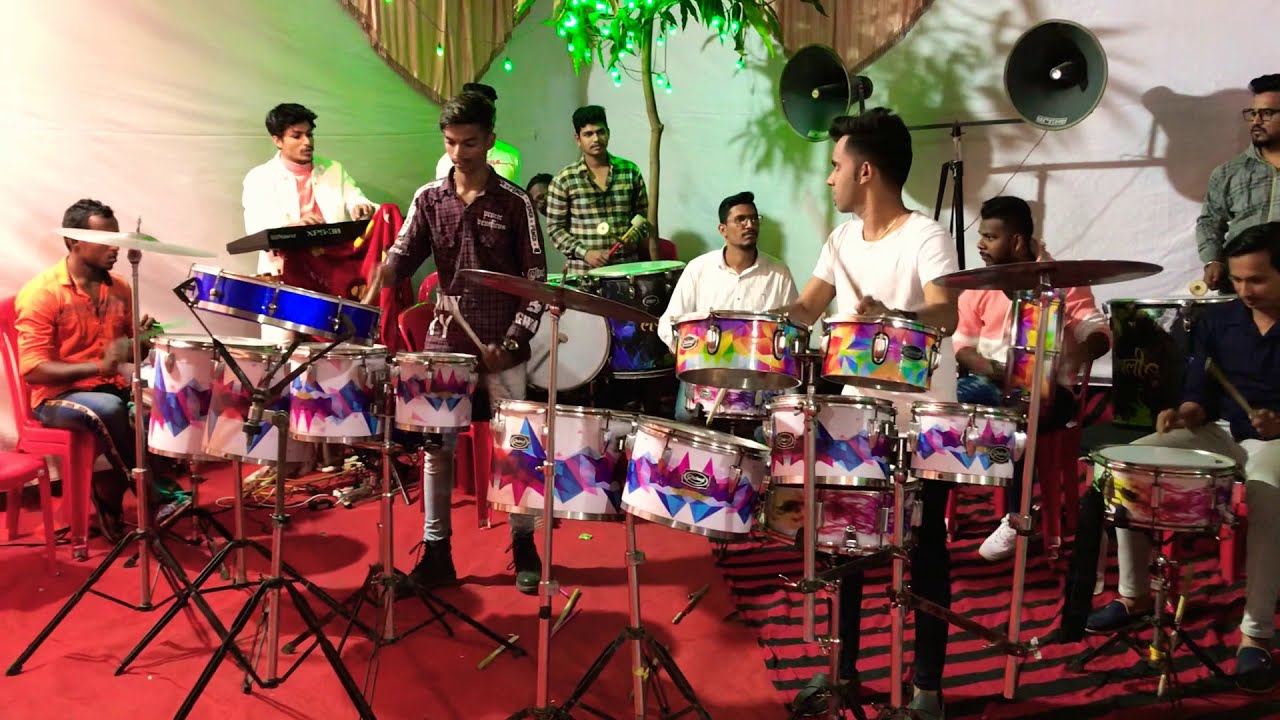 DHUMSHYAN ANGAAT AAL  KHABARDAR MOVIE LOVE SONG BY LOVELY MUSICAL GROUP SANGEET SHOW 9930220551