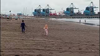 SuasanaLautMengantiCilacap #vypシ #videoshort #laut #anakkecilmengaji #maryamnawaz #anakpintar #alat