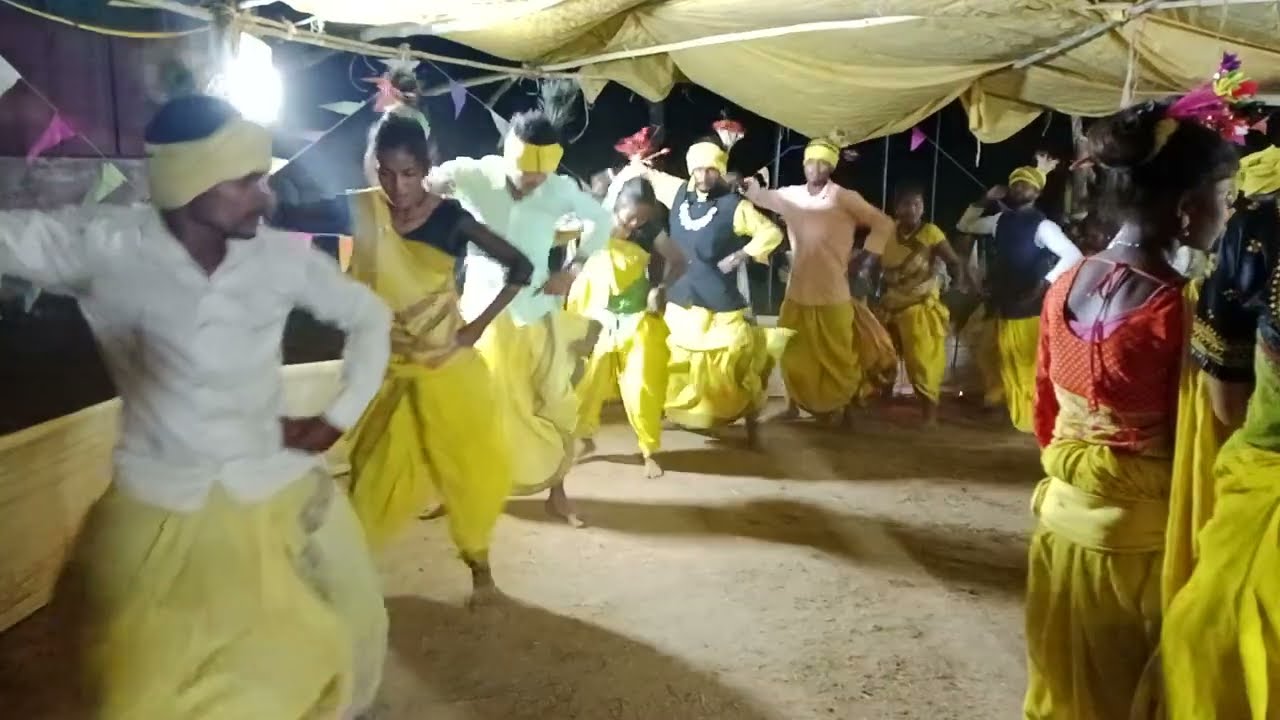 देवी देवता के 52 गढ़ मे पूजा हो थय देवतन के गायक प्यारे मरावी ओर शिव कुमार ग्राम तबलपानी सेवा कीर्तन