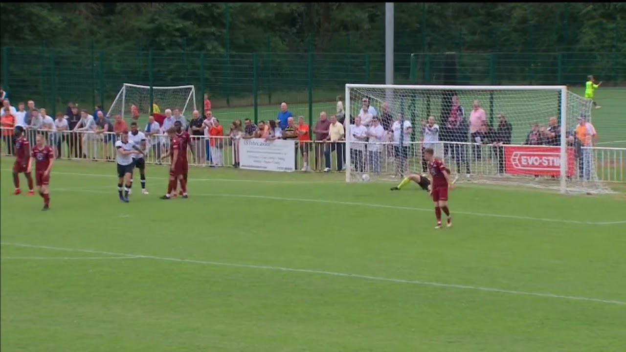 Welwyn GC 1 Luton Town 3 luton london