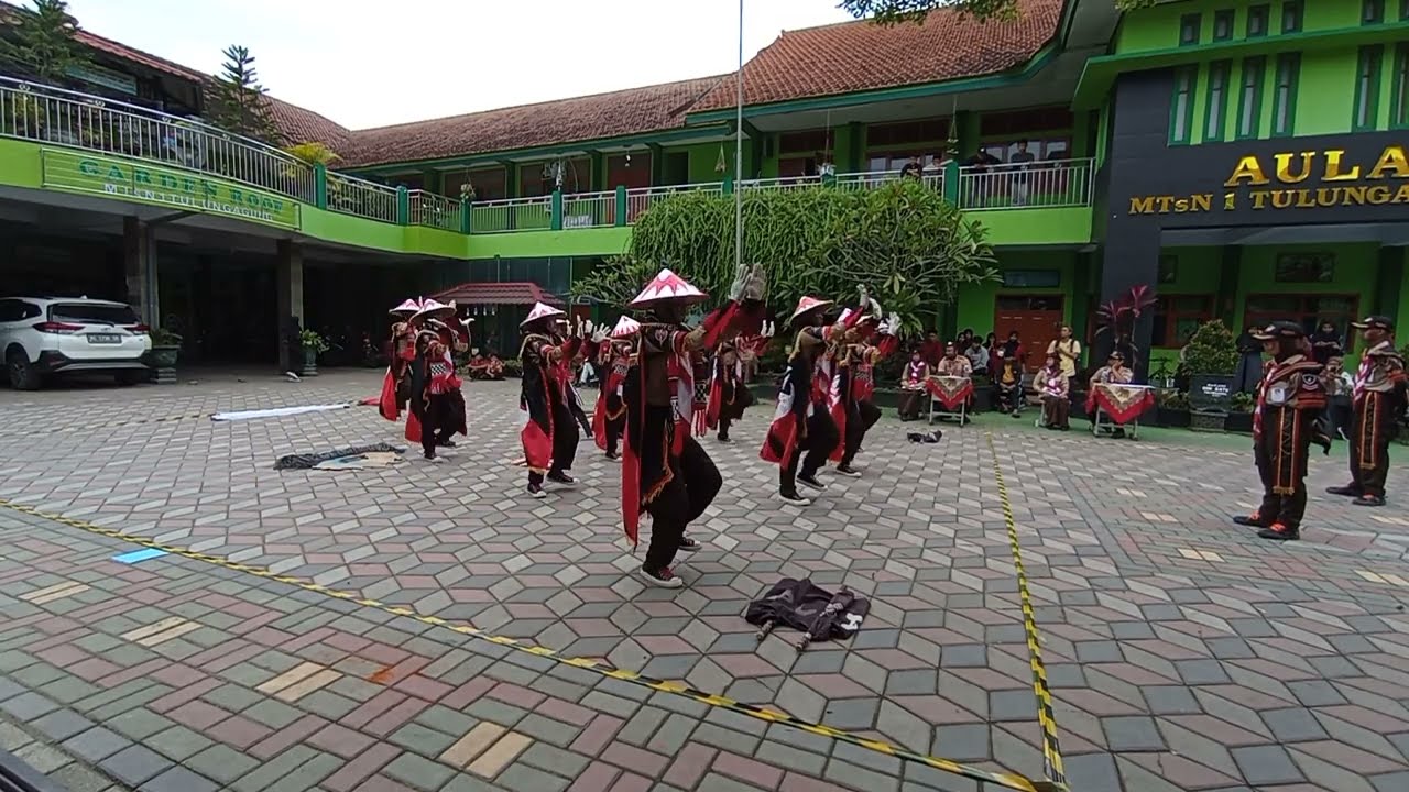 KETAR-KETIR BATTLE YEL-YEL MTsN 2 TULUNGAGUNG VS MTsN 3 TULUNGAGUNG