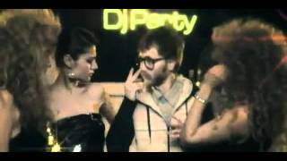 Ozan Doğulu Ve Sıla - Alain Delon Oyuncu Deniz Gönen