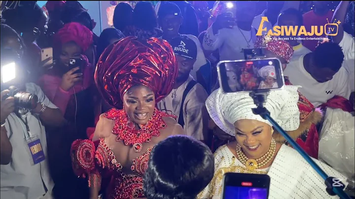 GRAND ARRIVAL OF ENIOLA AJAO AT HER MOVIE PREMIERE OWAMBE THIEVES