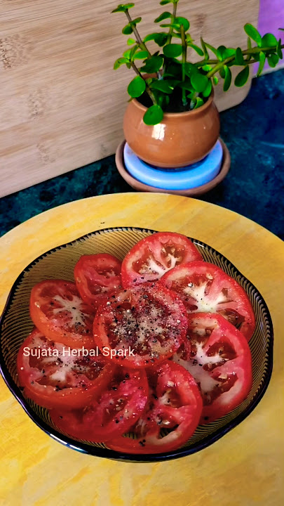 T🍅mato  Salad  For Fat Loss #food #shorts #healthytips #healthy #viral #helthbenefits #healthyeating