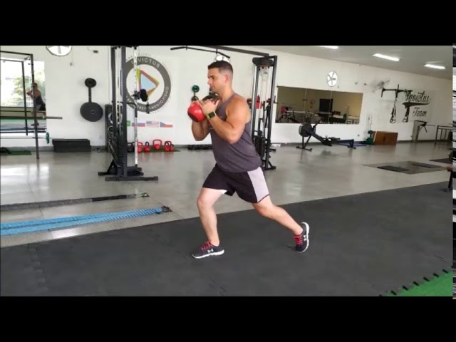 MUSCULAÇÃO: EXERCÍCIO AGACHAMENTO (BACK SQUAT) 