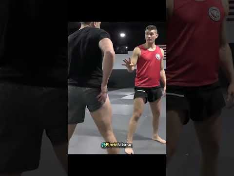 Video: Môžeš strčiť do ufc?