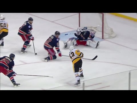 Gotta See It: Lundqvist makes three insane saves in first period vs Penguins