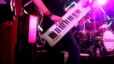 Roland AX-7 keytar demo: 