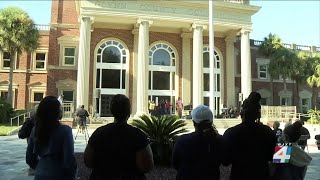 Community gathers at courthouse ahead of trial for Ahmaud Arbery's accused killers