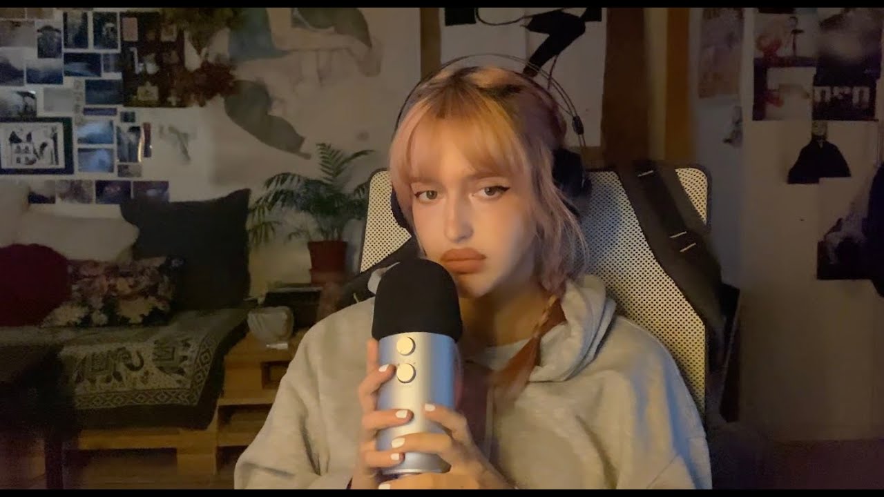 ASMR 😴 vi parlo del mio percorso scolastico 📚